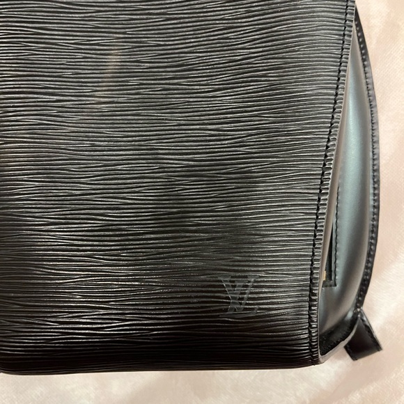 Louis Vuitton Mabillon Backpack - Picture 3 of 9